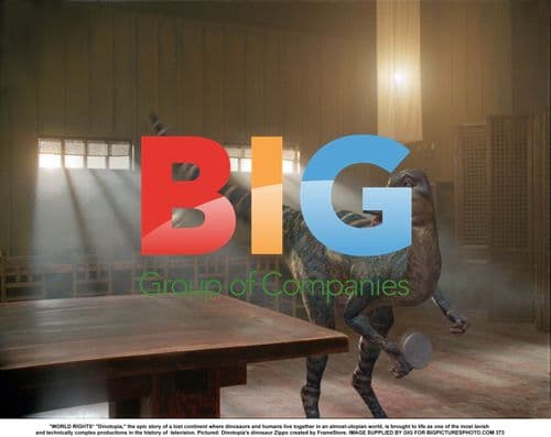 Dinotopia's dinosaur Zippo on set