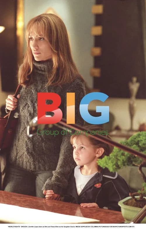 Jennifer Lopez and Tessa Allen in "Enough"