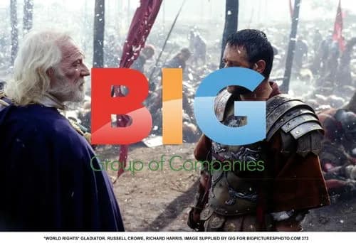 Russell Crowe and Richard Harris in "Gladiator"
