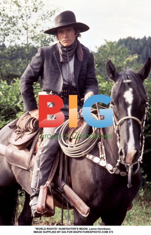 Lance Henriksen in 'Gunfighter's Moon'
