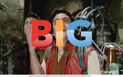 Johnny Knoxville as Scrad in Men in Black 2