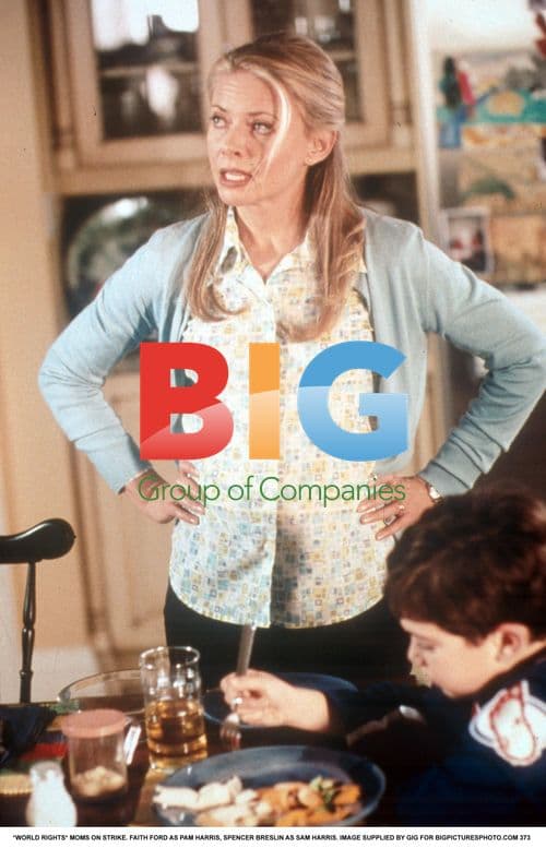 MOMS ON STRIKE film still