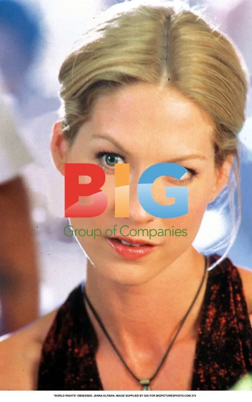 JENNA ELFMAN - Candid Portrait
