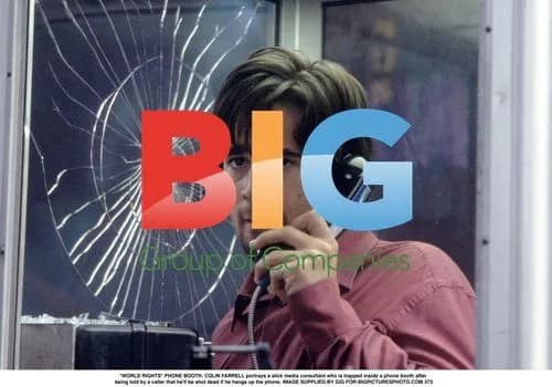 COLIN FARRELL in Phone Booth