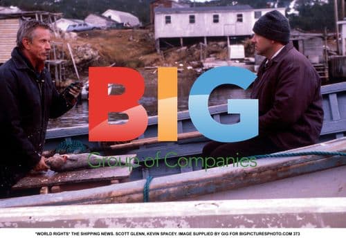 THE SHIPPING NEWS - Scott Glenn, Kevin Spacey