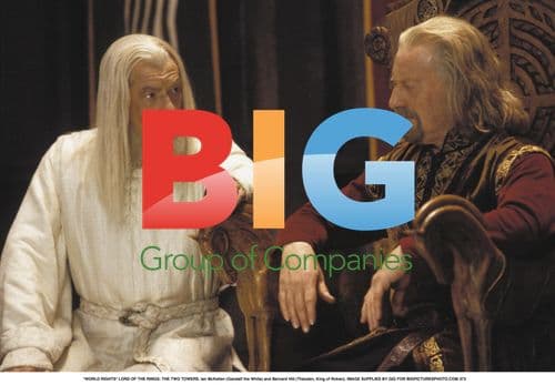 Ian McKellen and Bernard Hill in The Two Towers