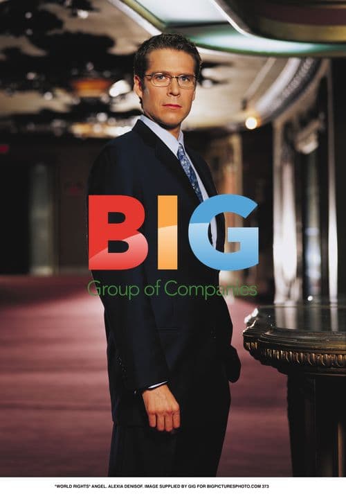 Alexia Denisof in Black Suit