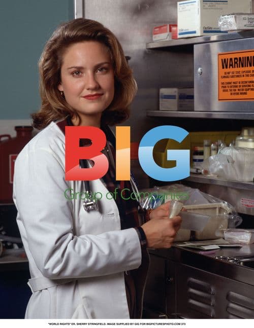 ER. Sherry Stringfield in White Coat