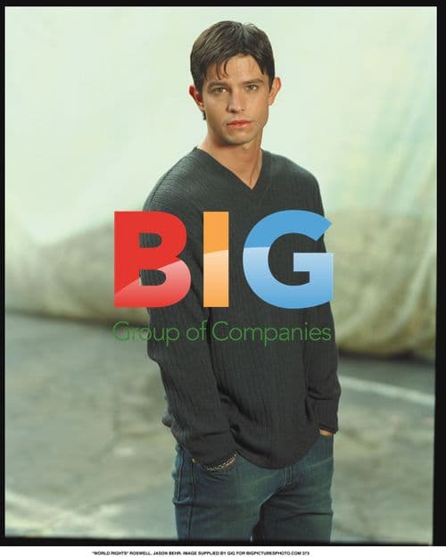 Jason Behr in Studio