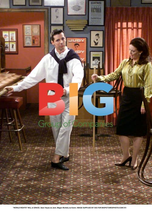 WILL & GRACE cast on set