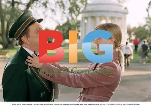 LEGALLY BLONDE 2: Reese Witherspoon and Bob Newhart