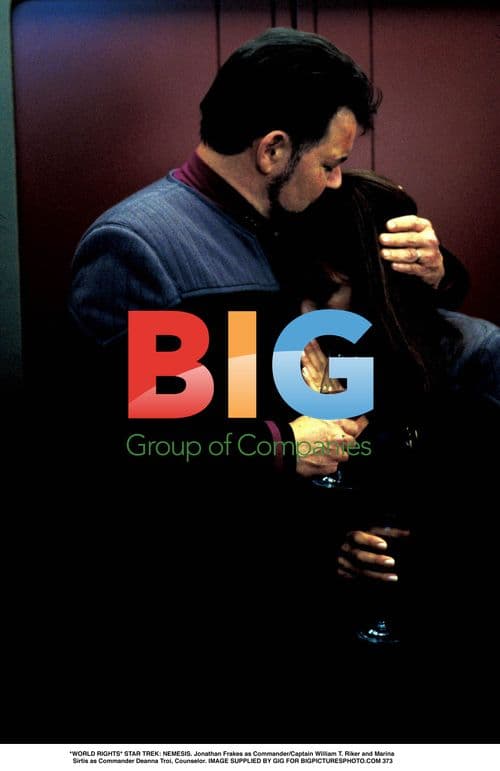 Star Trek Nemesis - Riker and Troi