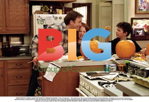 8 Simple Rules Halloween Family