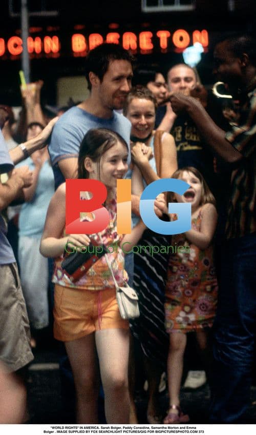 Sarah Bolger and Cast on Set