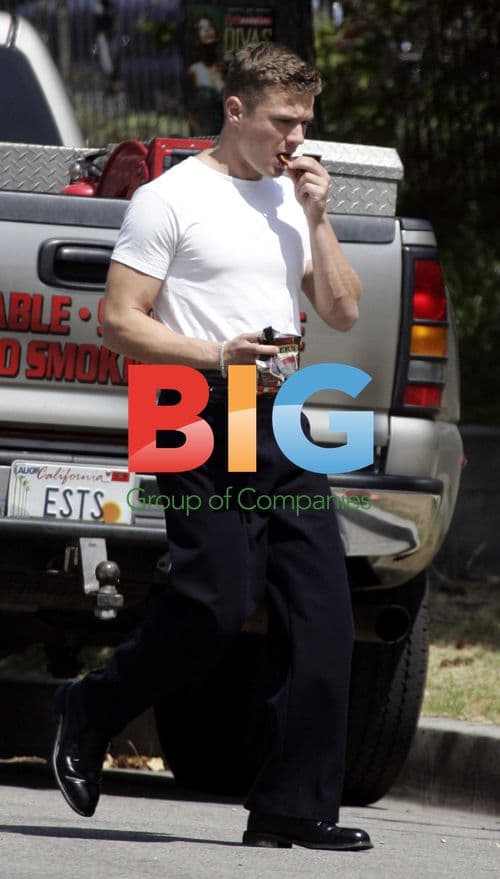 Ryan Phillippe on 'Flags of Our Fathers' set