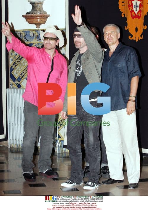 U2 Band Condecorated by Portuguese President