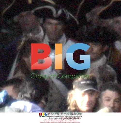 Orlando Bloom and Keira Knightley on "Pirates of the Caribbean 2" set