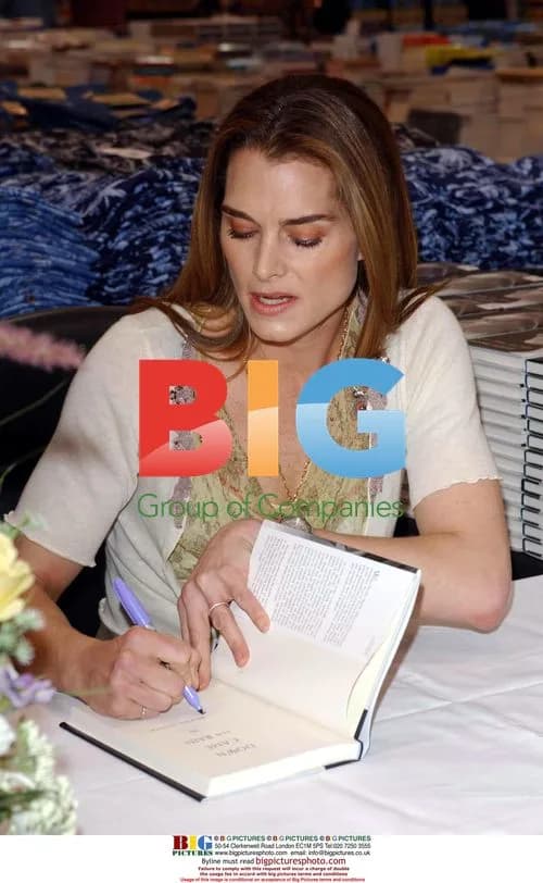 Brooke Shields signs book at Costco