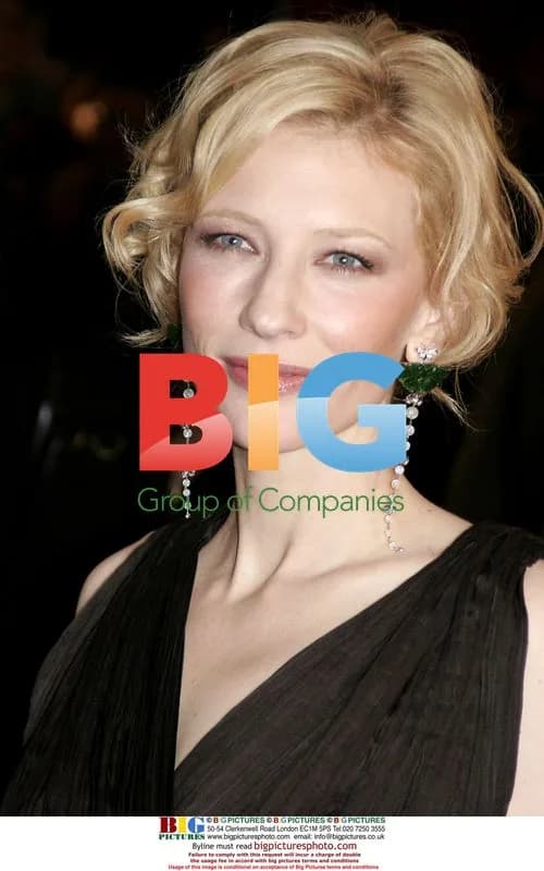 Cate Blanchett at 'The Aviator' Premiere