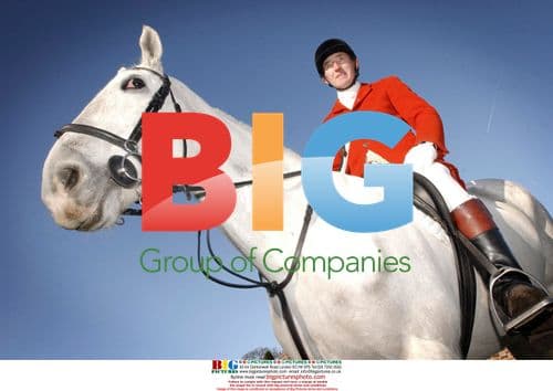 Cheshire Forest Hunt rides in defiance of fox hunting ban