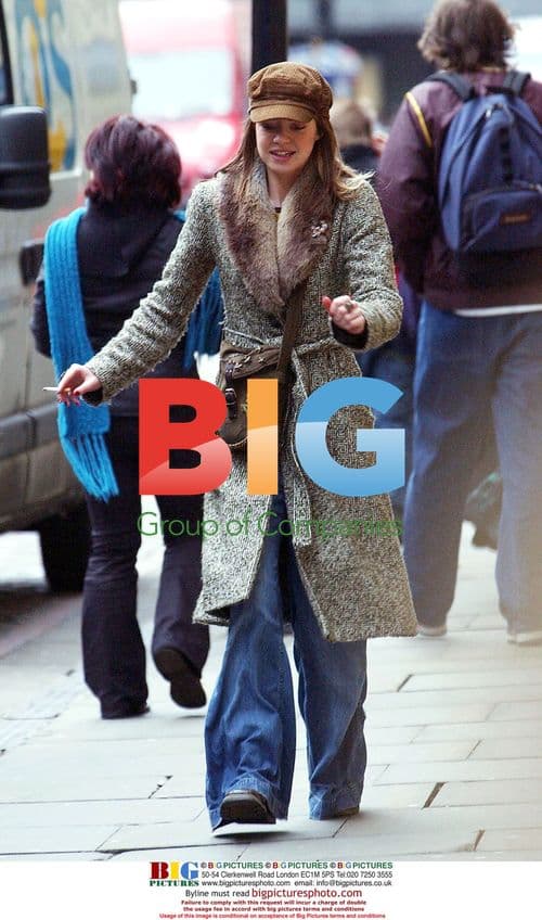 Ex-Coronation Street Actress Clare Jackson Shopping in Manchester