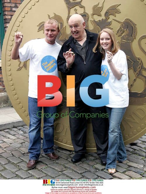 Coronation Street stars launch People's Lottery