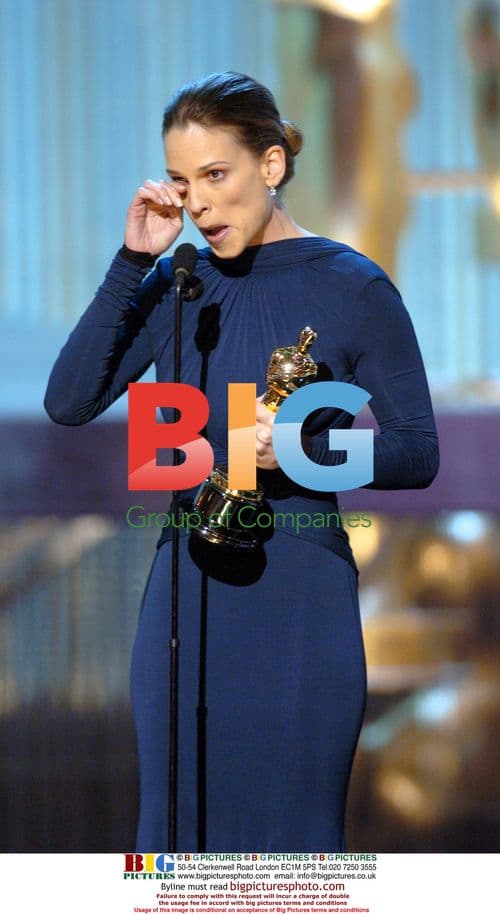 Hilary Swank at 77th Academy Awards