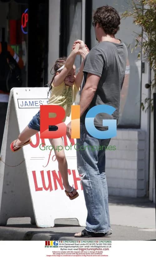 Kate Beckinsale with family at Farmers Market