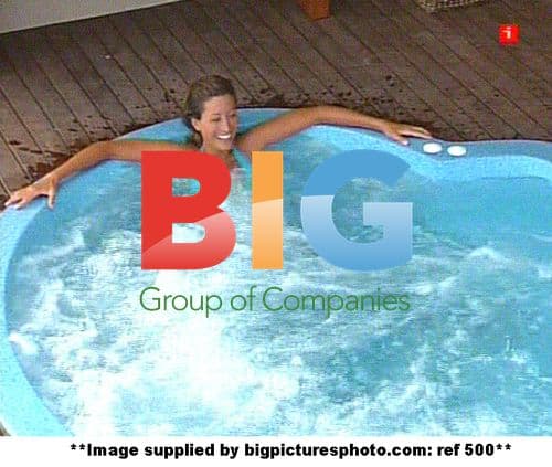 Celebrity Love Island Contestants