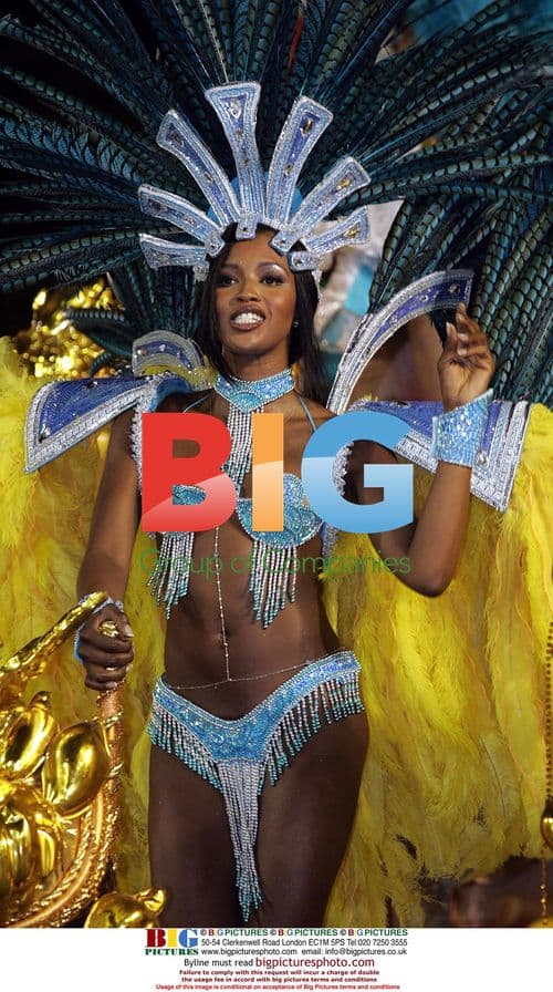 Naomi Campbell leads Rio carnival parade