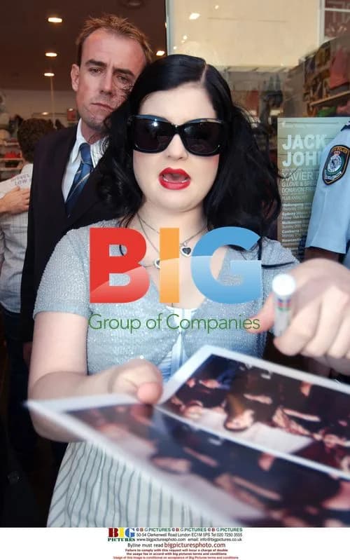 Kelly and Jack Osbourne Shopping in Bondi