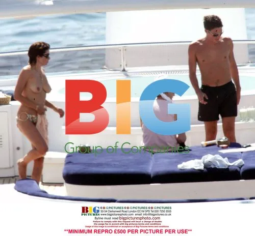 Celebrities Relax on Yacht in the Med