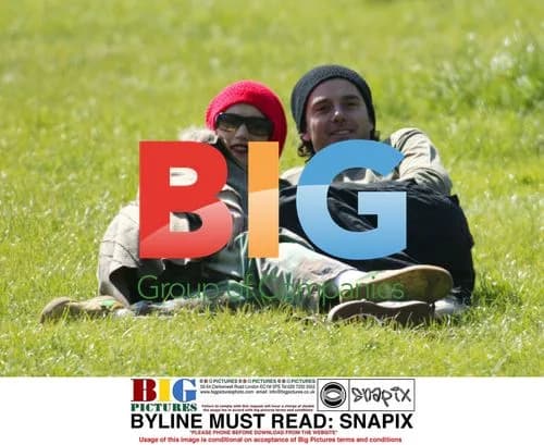 Gwen Stefani and Gavin Rossdale Relax in London Park