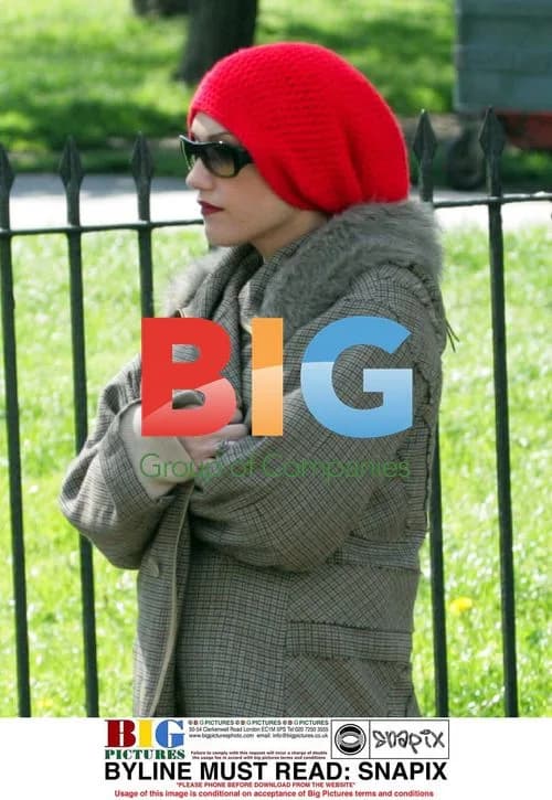 Gwen Stefani and Gavin Rossdale in London Park